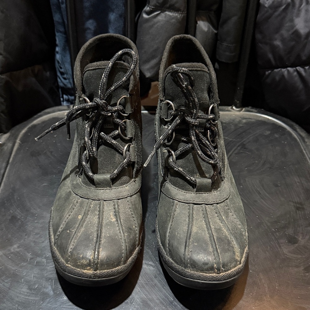 Ugg Greda Boot - image 2